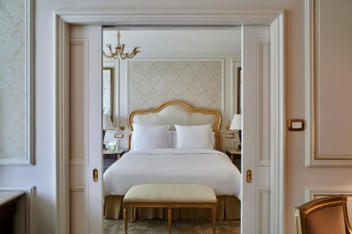 Four Seasons Hotel Cairo At The First Residence image 16